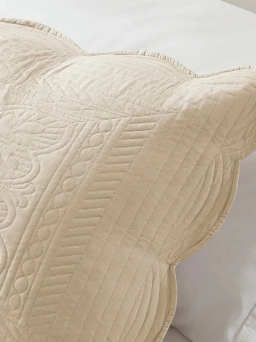 Madison park 3 piece scalloped edge quilt set king set